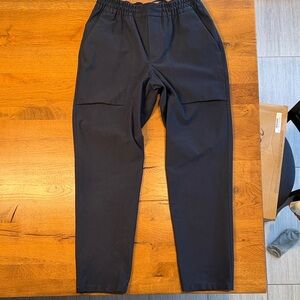 Lululemon Utilitech Pull On Pants Navy Size M Worn Once